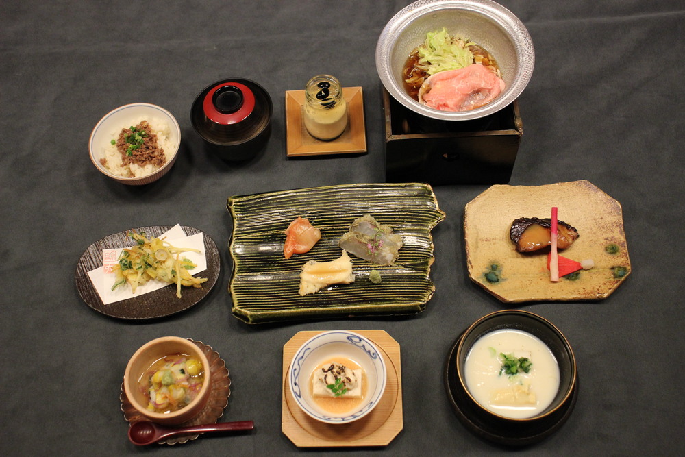 お祝い会席　8,800円