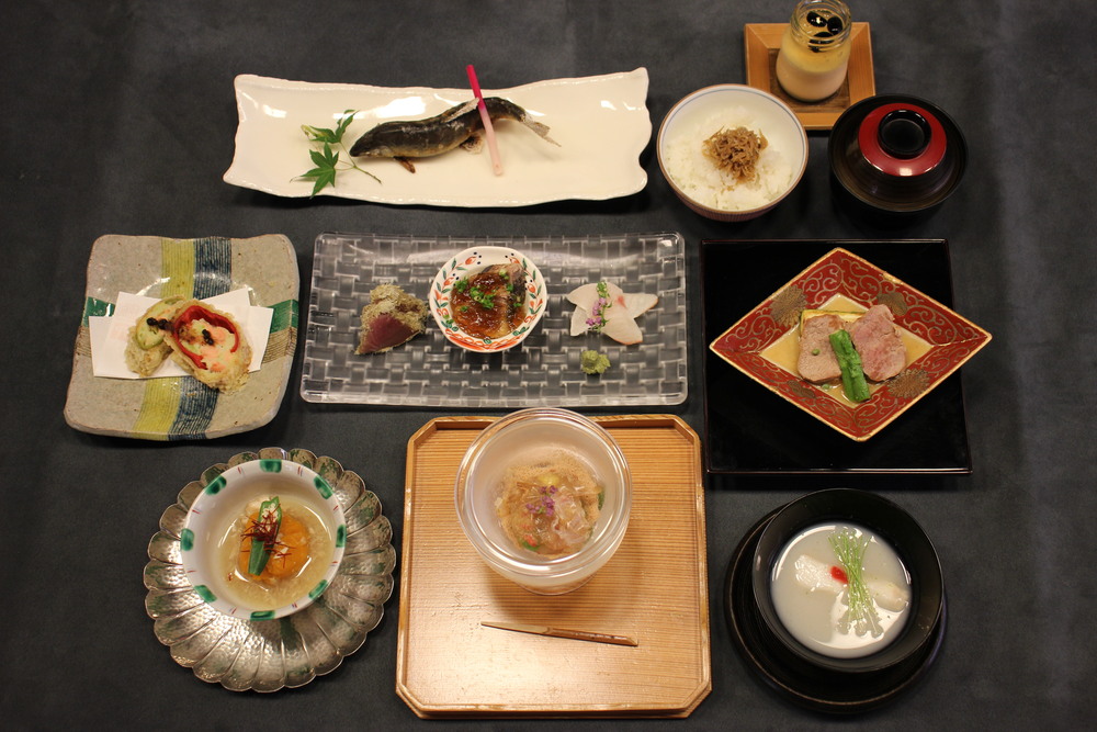 お祝い会席　8,800円